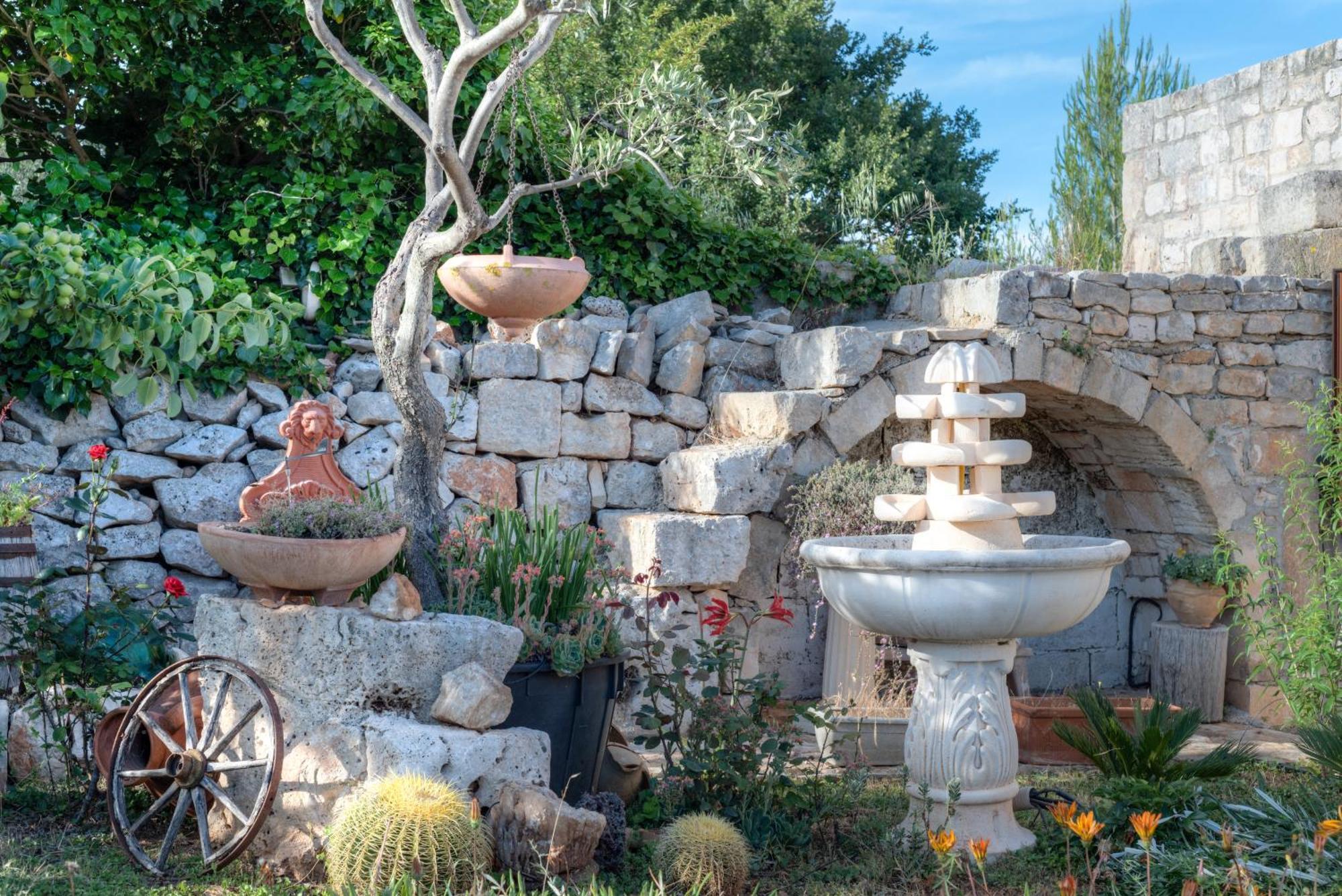 Вилла Trullo Paan By Typney Остуни Экстерьер фото